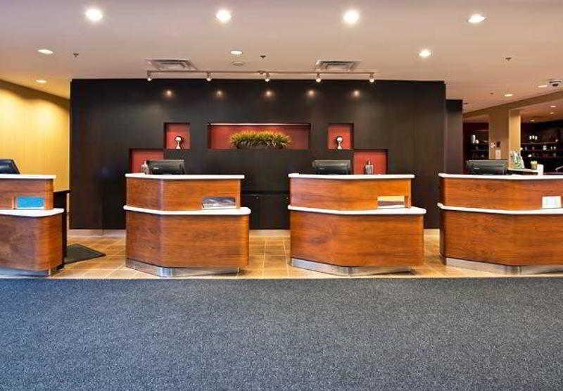 Courtyard By Marriott East Hotel 3*