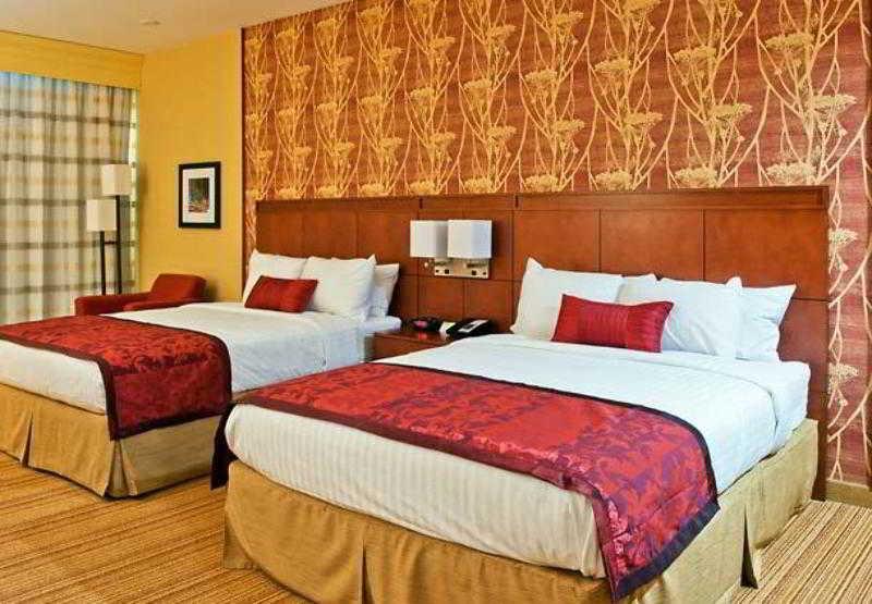 Hotel Courtyard By Marriott East Ottawa