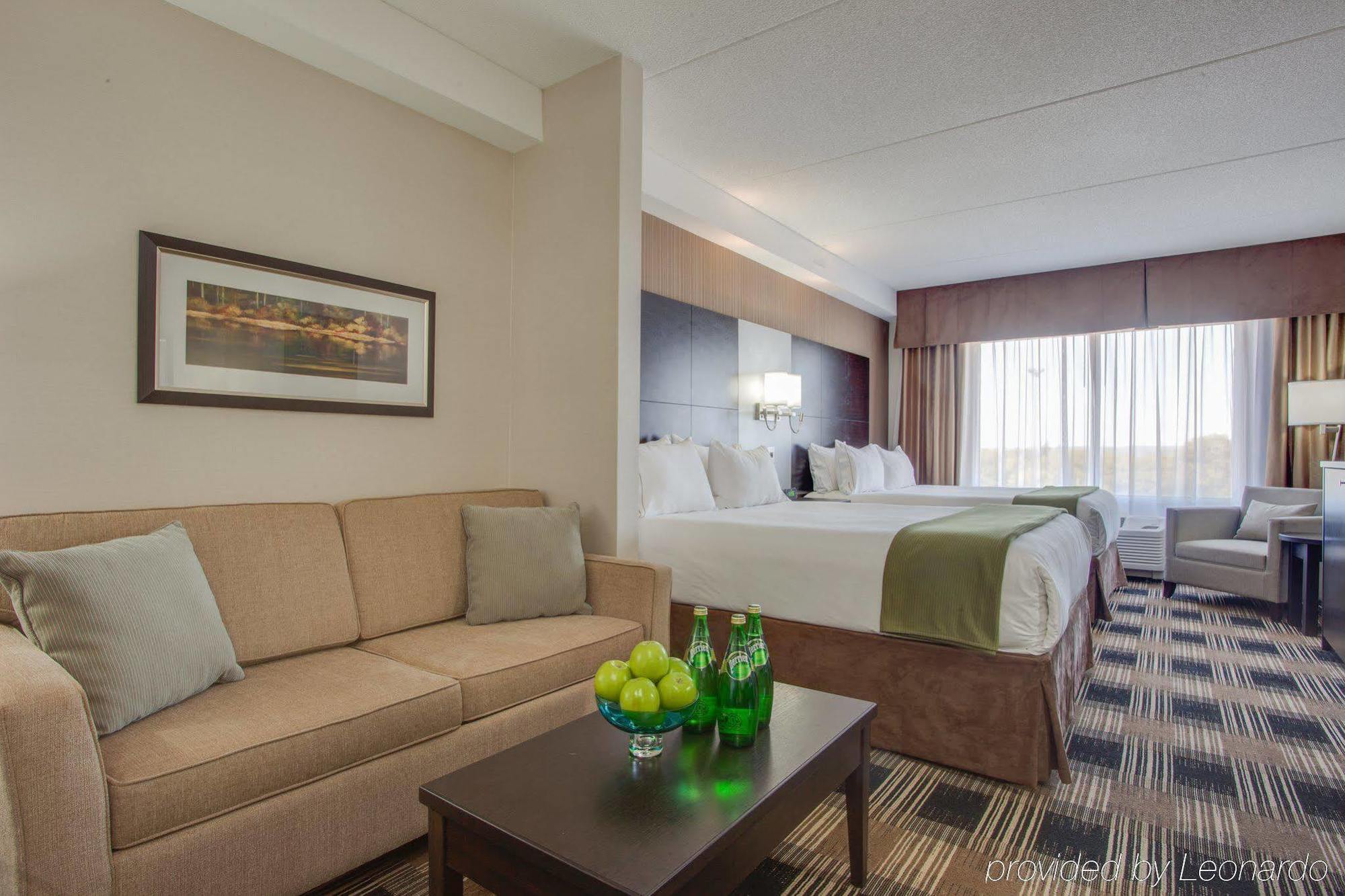 Hotel Express & East-orleans By Ihg Ottawa