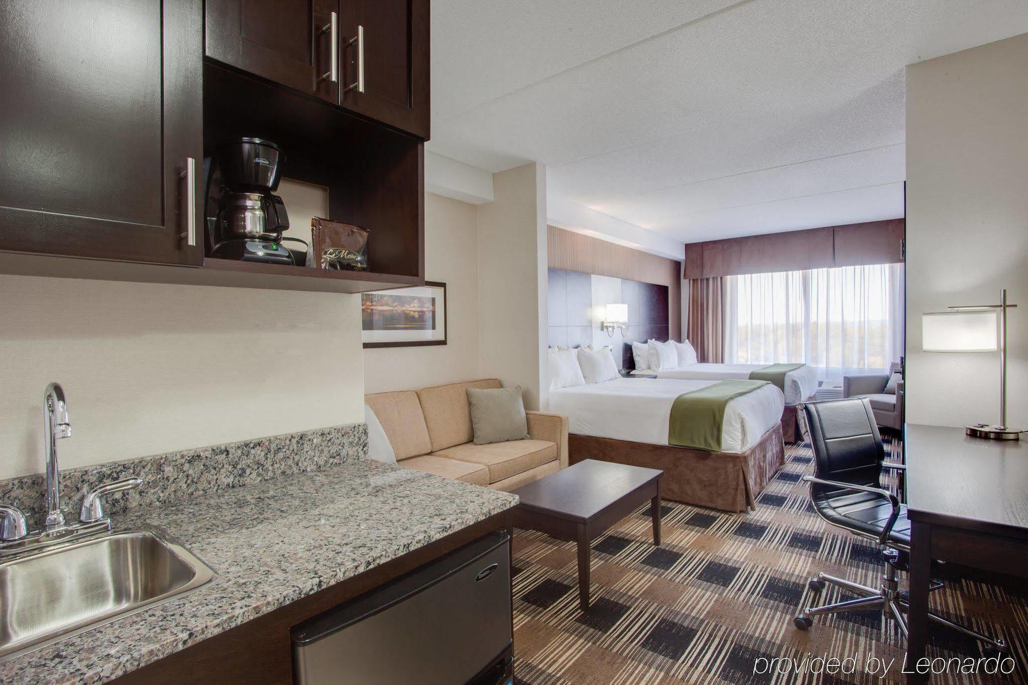 Hotel Express & East-orleans By Ihg Ottawa
