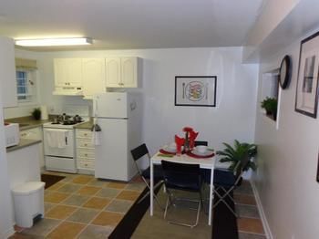 Apartment Adib - 362 Friel St, Unit 2 *