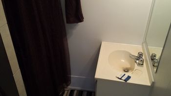 Adib - 362 Friel St, Unit 2 Apartment