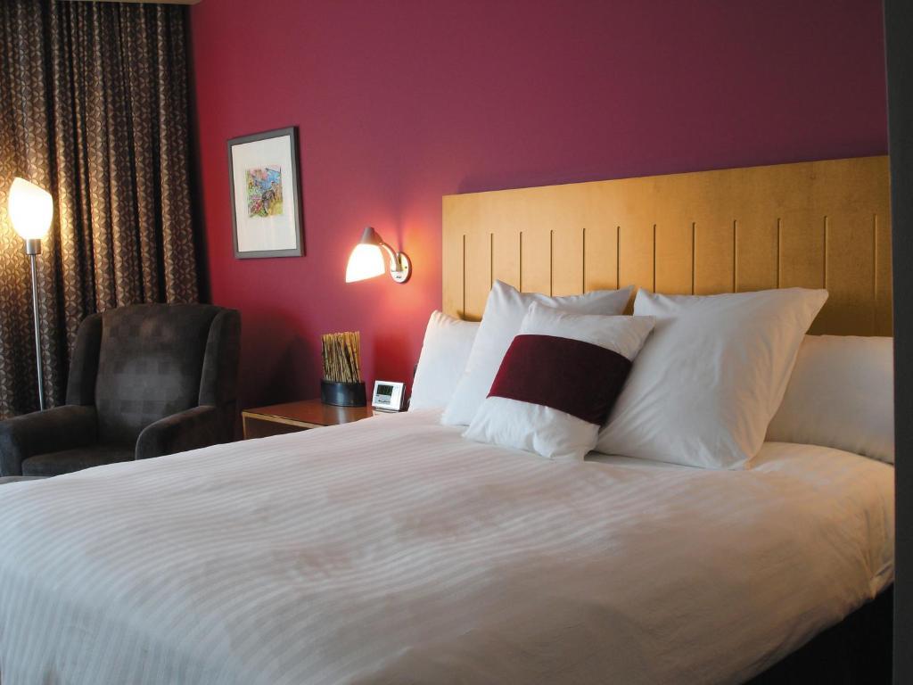 Brookstreet - West - Kanata Hotel