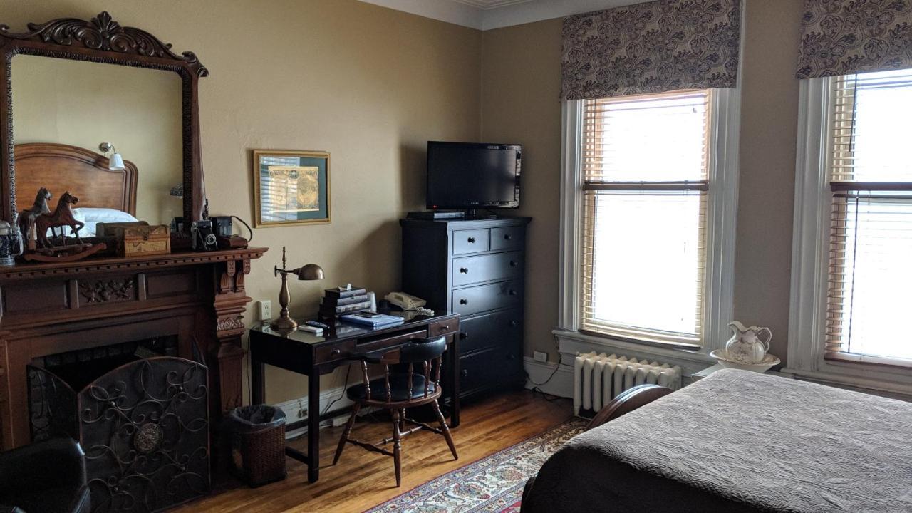 Mcgee's Bed & Breakfast 3*