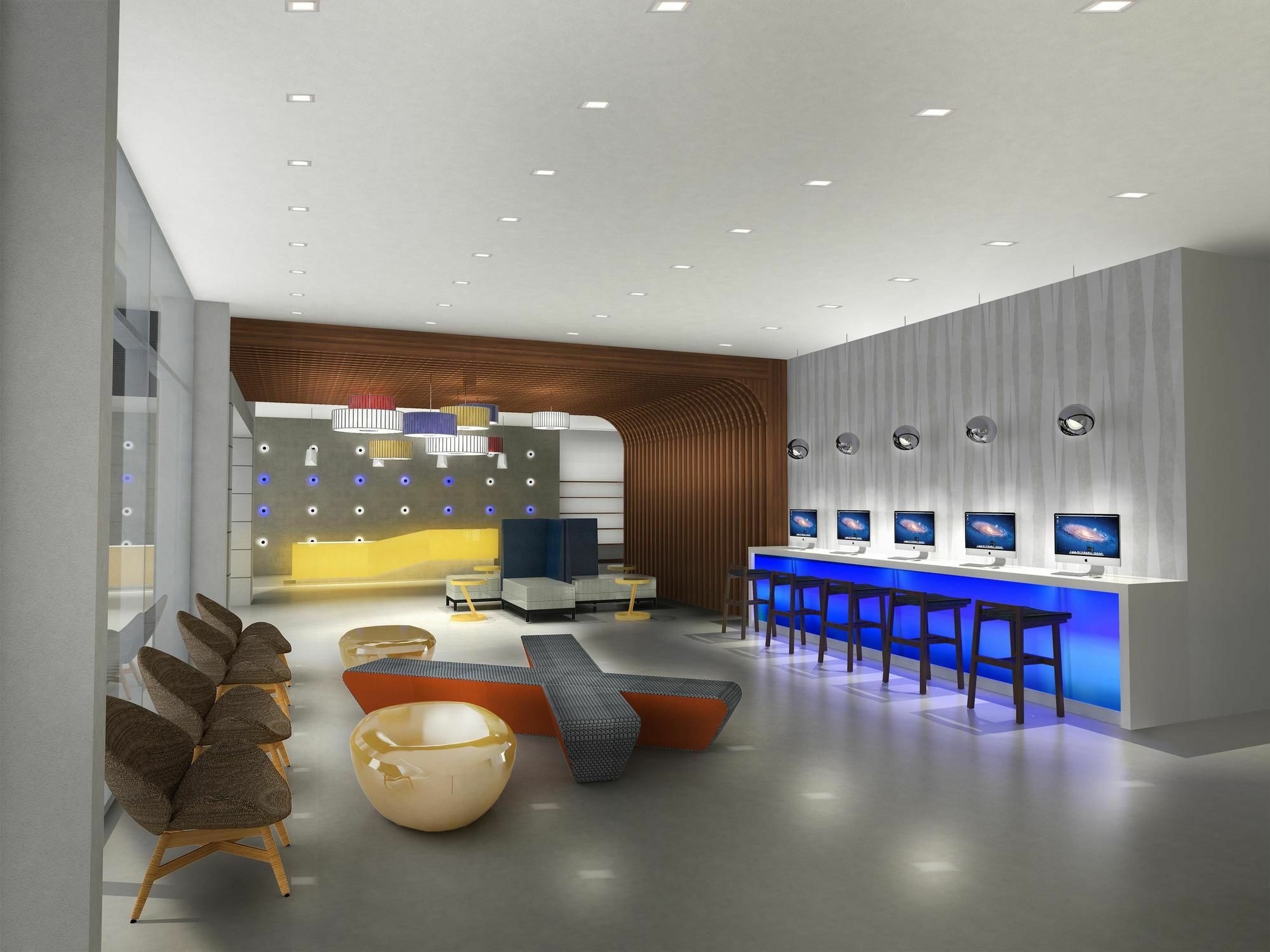 Hotel Glo Western Kanata West 3*