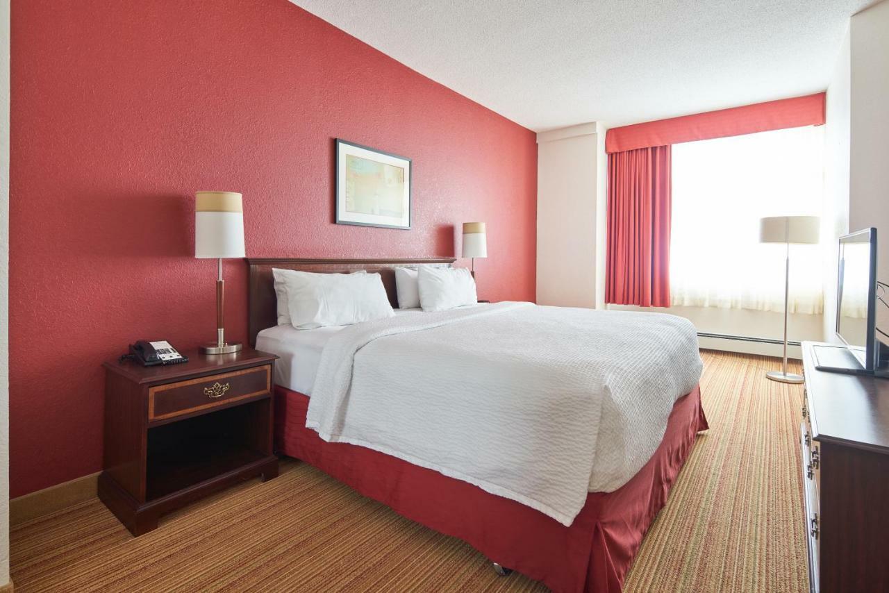 The Carleton 4* Ottawa