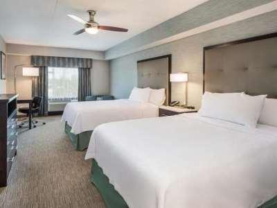 Hotel Homewood By Hilton Airport