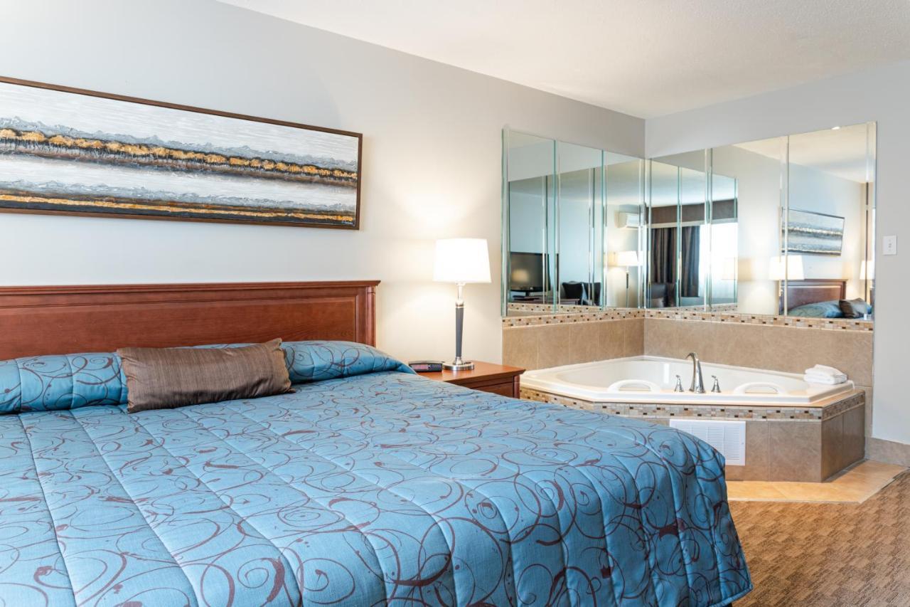 Adam's Airport 3* Ottawa