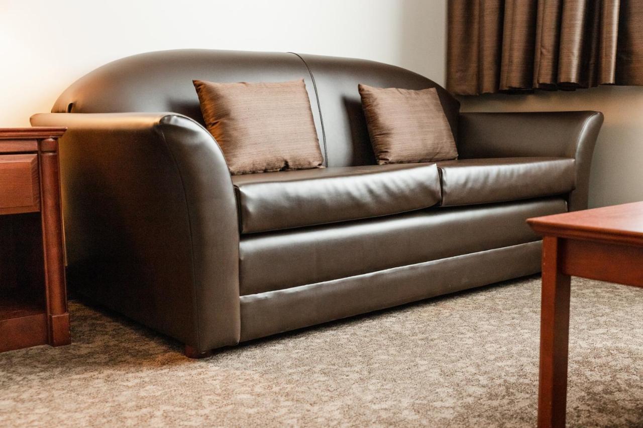 Adam's Airport Motel Ottawa